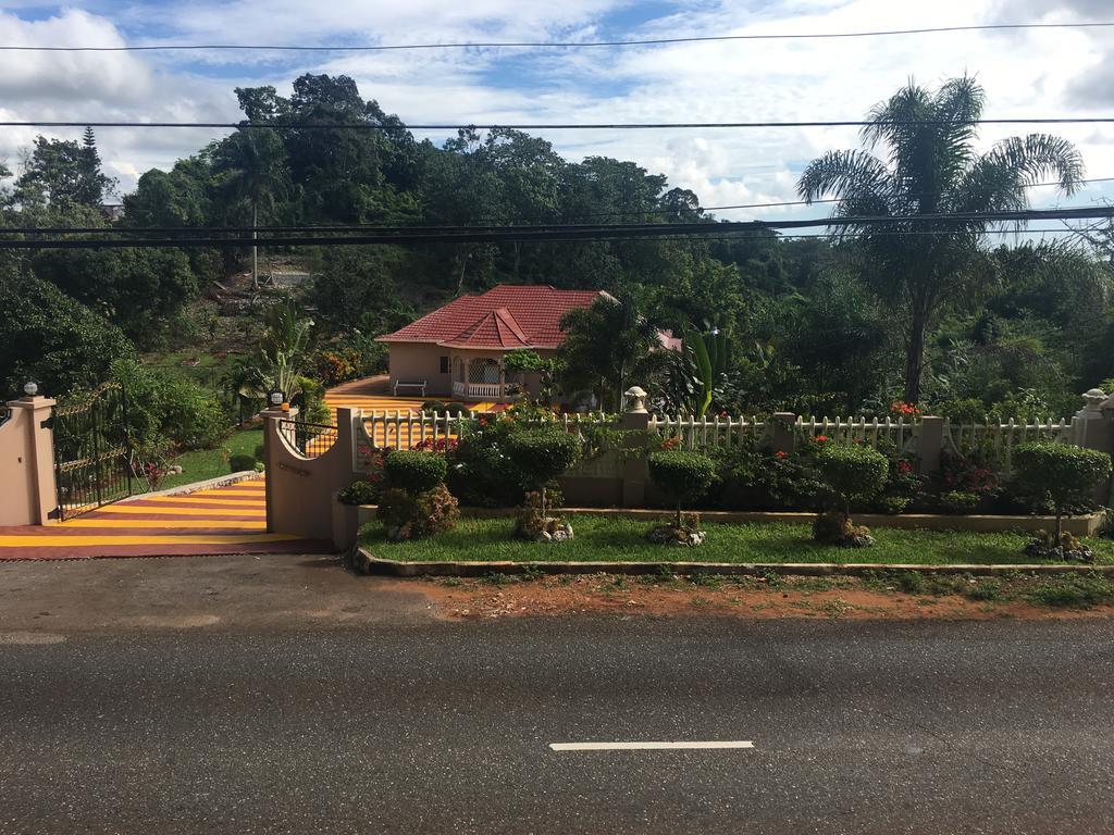 Cliffe Ranch Villa Mandeville Exterior photo